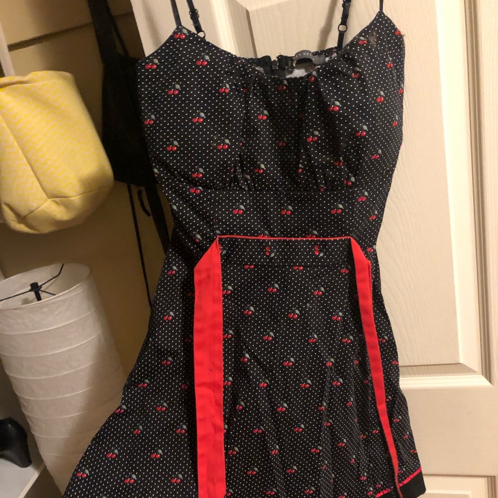 Black dress with cherries 🍒 🖤